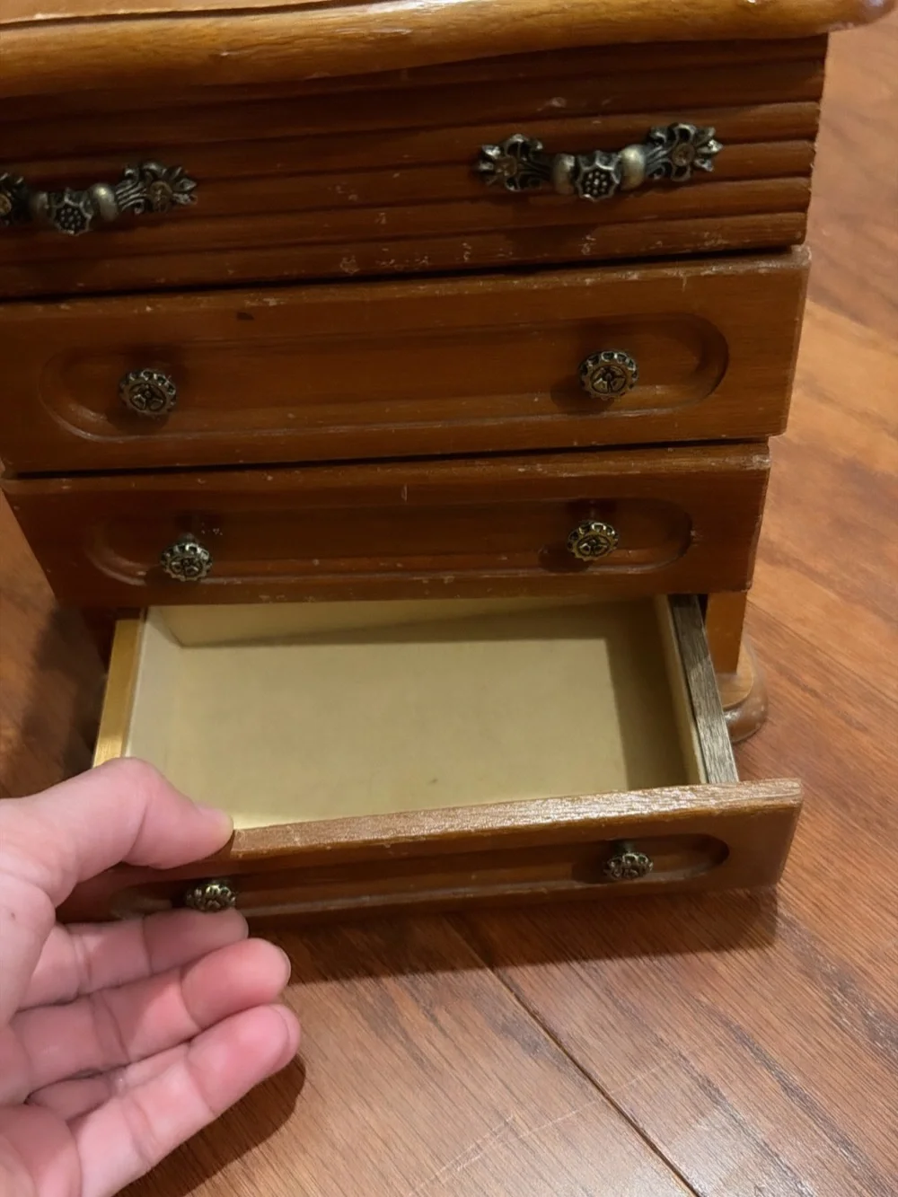 N/A classic wooden
